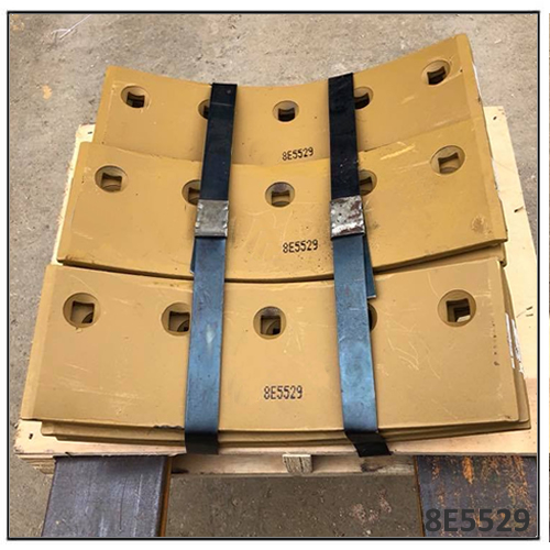 Caterpillar incurvé Bit End 8e5529