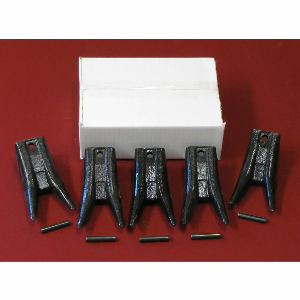 Kubota Twin Tiger Bucket dents 70090-32090