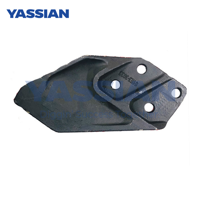 61e3-3033 Coupeur latéral de godet série Hyundai R210, dent et adaptateur de creusement de godet d'excavatrice et de chargeur, pièces de rechange pour machines de construction